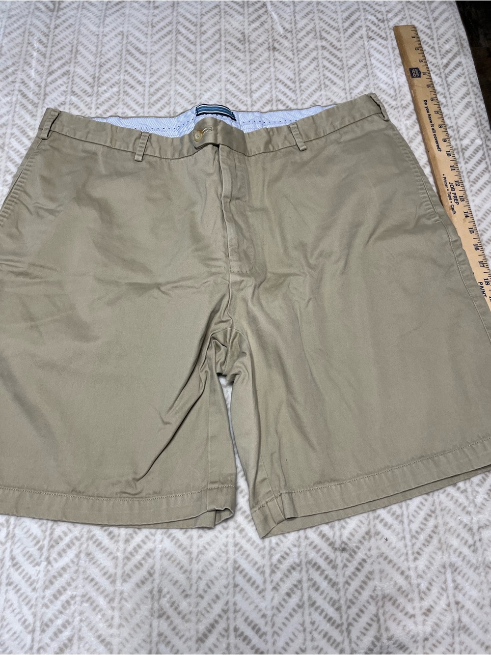 Peter Millar Golf Shorts 42